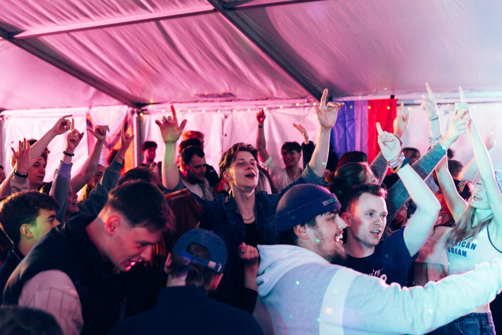 Freshers_Festival_FULL_SET_24_AF_hi-res_APPROVED_002